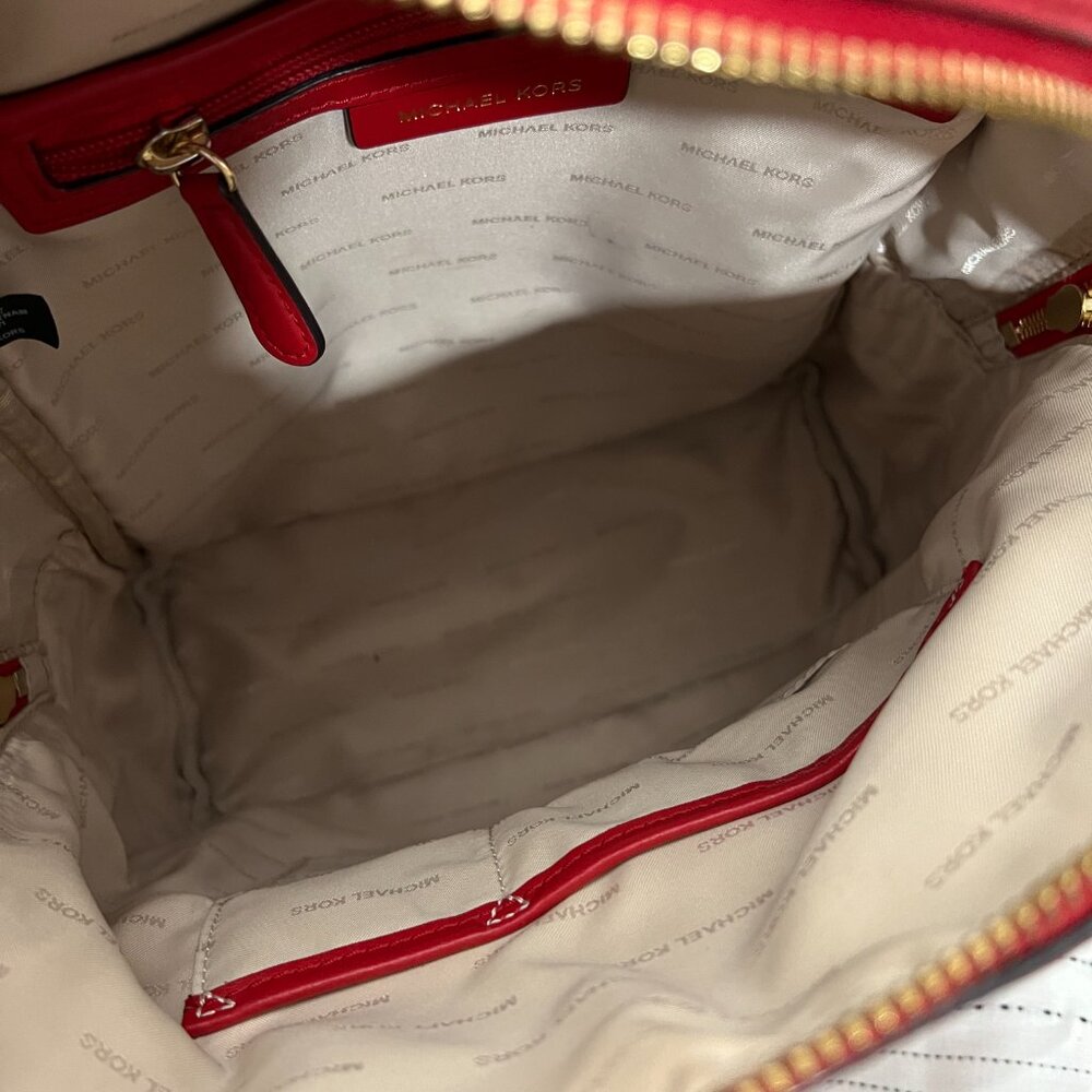 Michael Kors Wythe Large Backpack Red - Picture 6 of 8